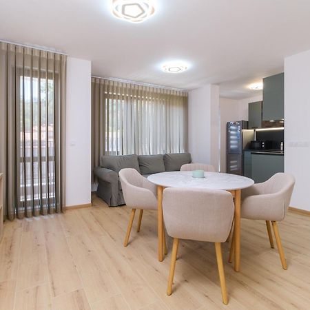 Modern 1-Bedroom Apartment With Free Parking 普罗夫迪夫 外观 照片